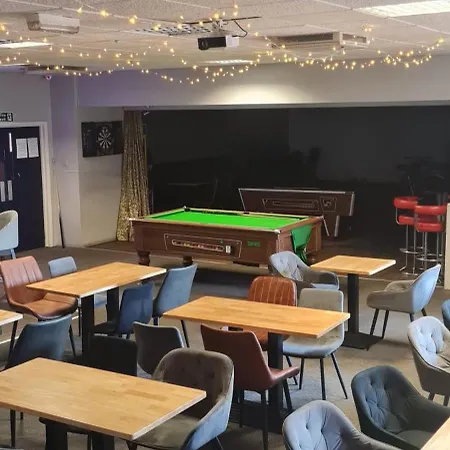 ホテル The Bear On The Square ミロム