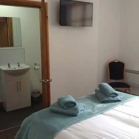 The Bear On The Square Otel