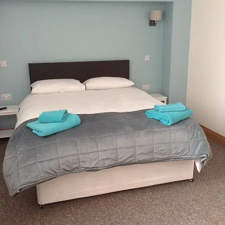 ホテル The Bear On The Square