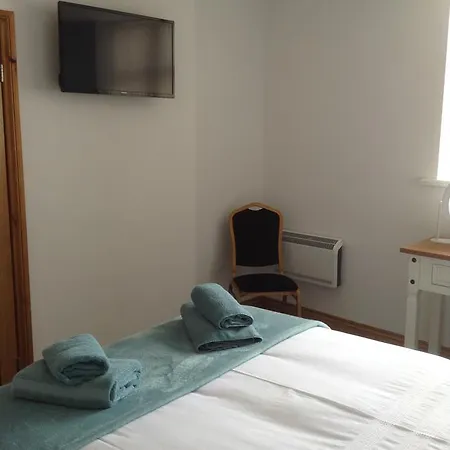 The Bear On The Square ミロム