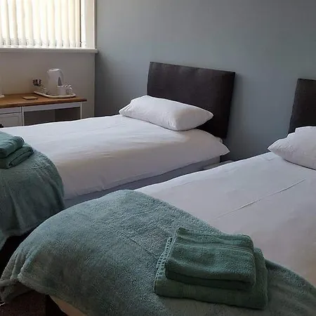 The Bear On The Square 3*