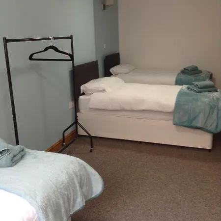 Ξενοδοχείο The Bear On The Square 3*