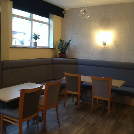 The Bear On The Square 3*