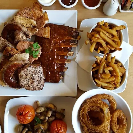 The Bear On The Square 3* Millom