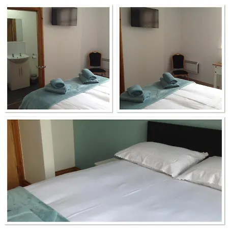 The Bear On The Square