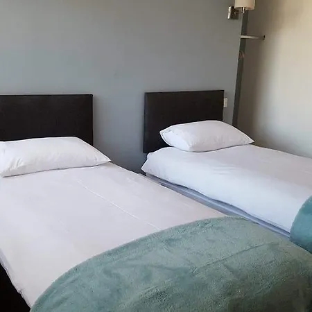 The Bear On The Square Ξενοδοχείο 3*